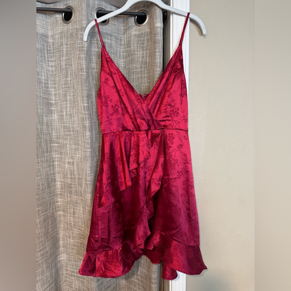 Red Jacquard Sleeveless Dress